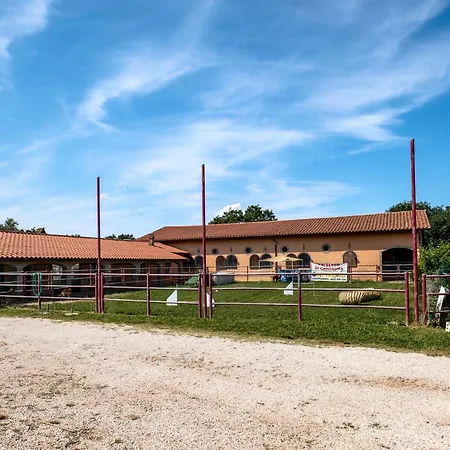 Feriegård Pietriccio Rosso Manciano